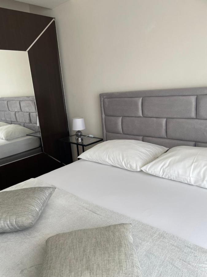 Apartments Vip Split Exteriér fotografie